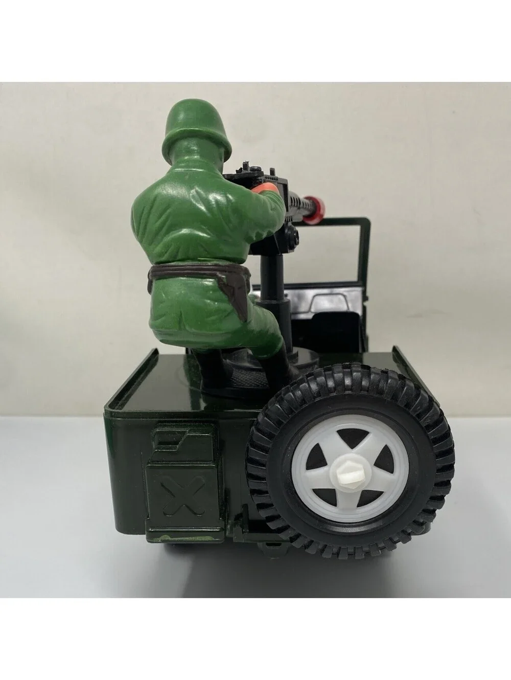 Rare Vintage Toy Army Jeep M-8401 Battery Operated 12” Long